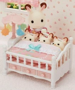 Sylvanian Families Crib With Mobile 9 Sylvanian Families Crib With Mobile -Sylvanian Families-shop 2062 1610413612244 05810.1671166581