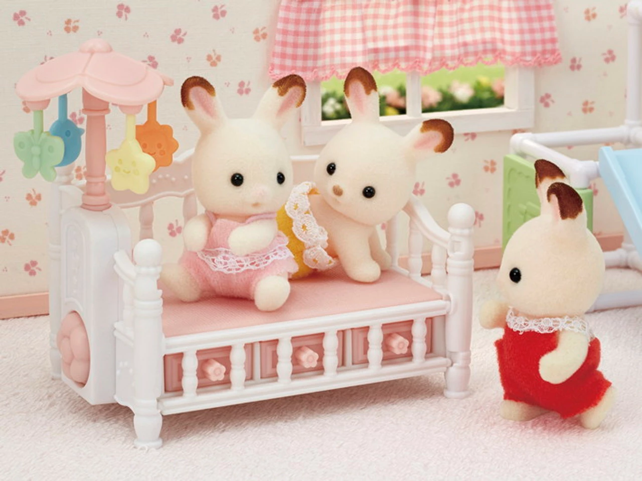 Sylvanian Families Crib With Mobile 6 Sylvanian Families Crib With Mobile - Image 6