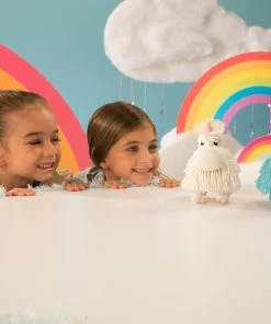 Jiggly Pets Rubbery Walking Unicorn -Sylvanian Families-shop 21004214 4 99719.1630652961