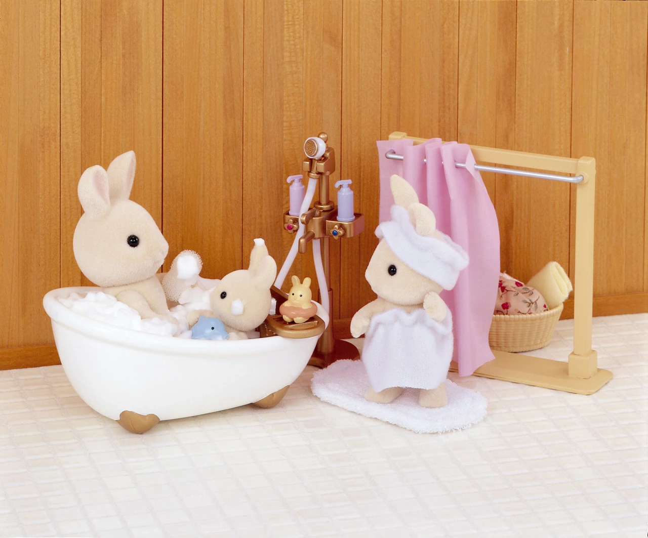 Sylvanian Families - Bath And Shower Set | SF5022 4 Sylvanian Families - Bath And Shower Set | SF5022 - Image 4