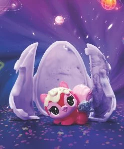 Hatchimals CollEGGtibles Cosmic Candy Single Pack -Sylvanian Families-shop 6056398 Colleggtibles S8 UPCX Asst 18 45826.1595488838