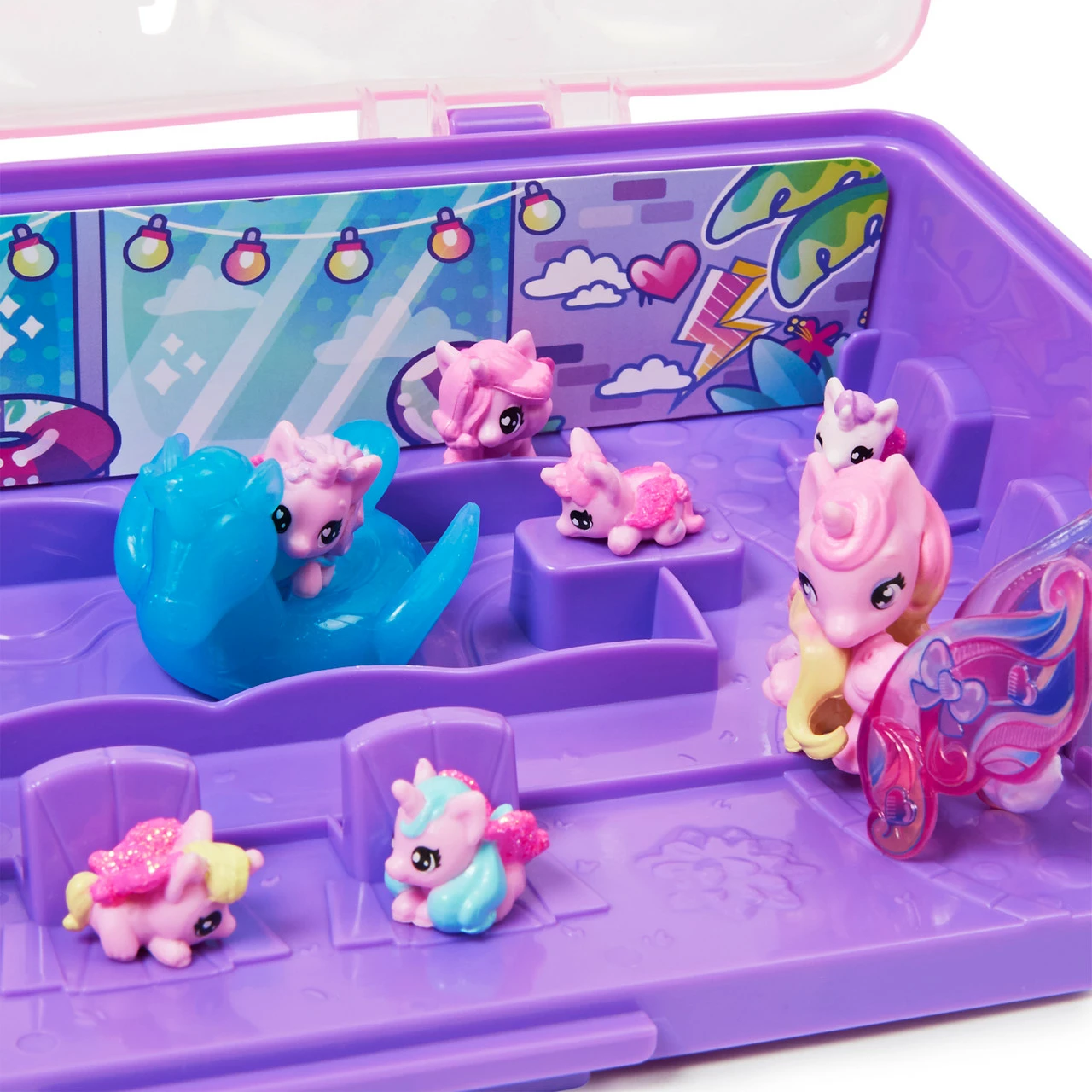 Hatchimals Family Adventures Egg Carton Unicorn Family 7 Hatchimals Family Adventures Egg Carton Unicorn Family - Image 7