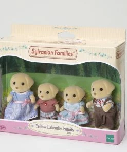 Sylvanian Families - Yellow Labrador Family | SF5182